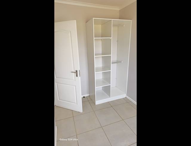 2 bed property to rent in SHARON PARK